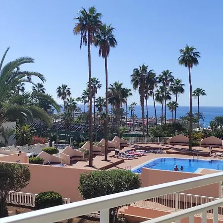 아파트 Acapulco Paradise *